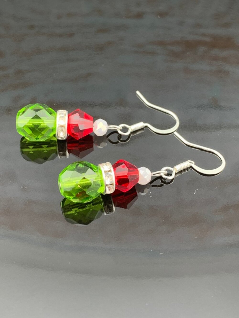 Grinch Santa Hat Christmas Handcrafted Czech Glass Earrings LR199